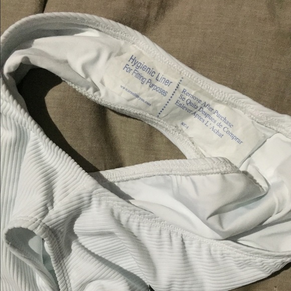 Alina Nasty Gal swimsuit - Picture 3 of 4