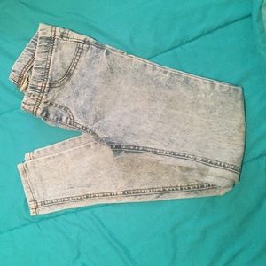 Cherokee acid wash jeggings