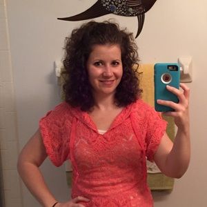 Meet your Posher, Becca