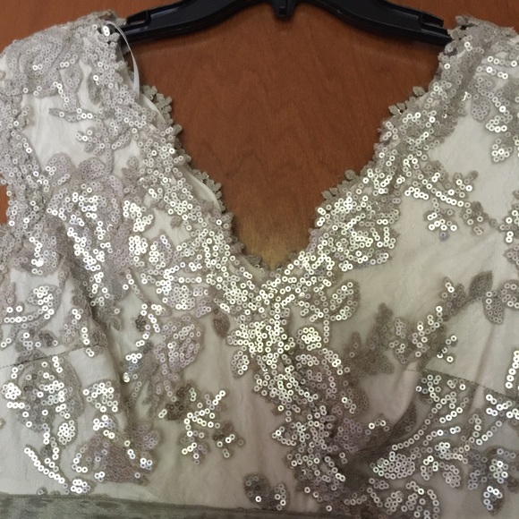 Knee length dress worn for mother of the bride! - Picture 2 of 3