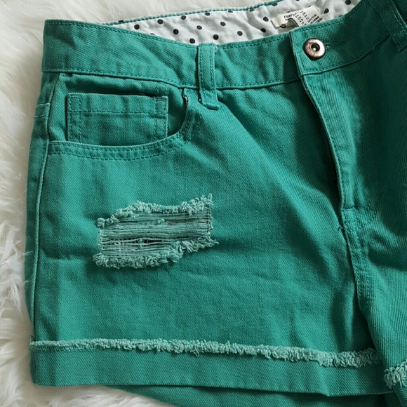 Forever 21 Shorts - Green Forever 21 Shorts Forever 21 Shorts - Green Forever 21 Shorts