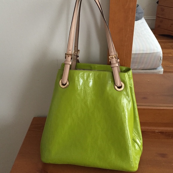 MK Purse