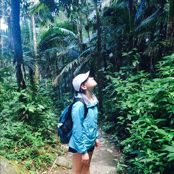 Meet your Posher, Aida