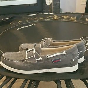 SEBAGO boat in gray and white