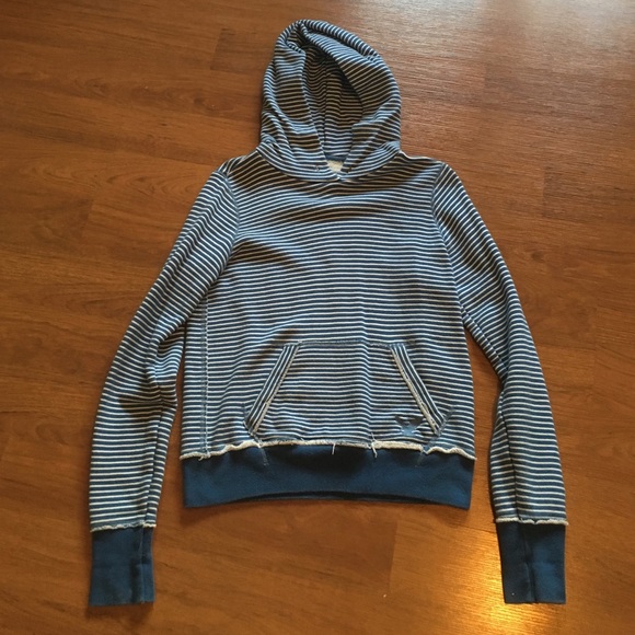 American Eagle sweatshirt!