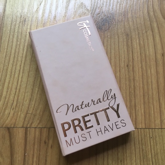 IT cosmetics Eye Shadow Palette