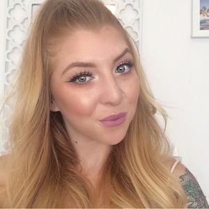 Meet your Posher, Katelyn