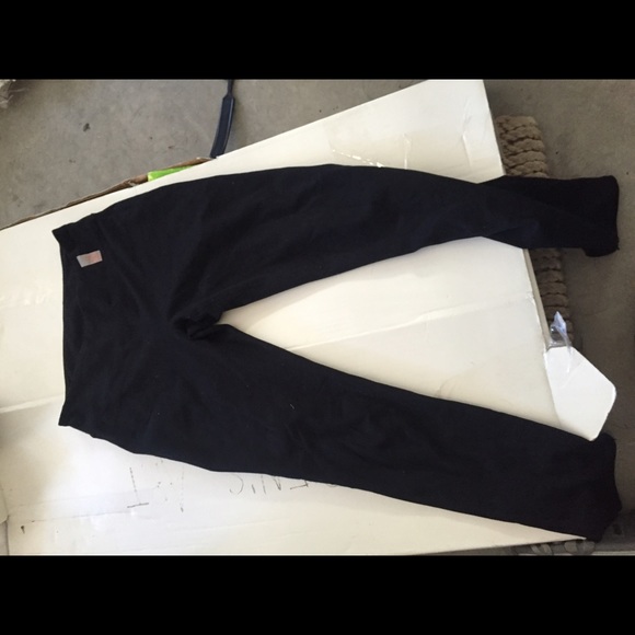 black leggings zella