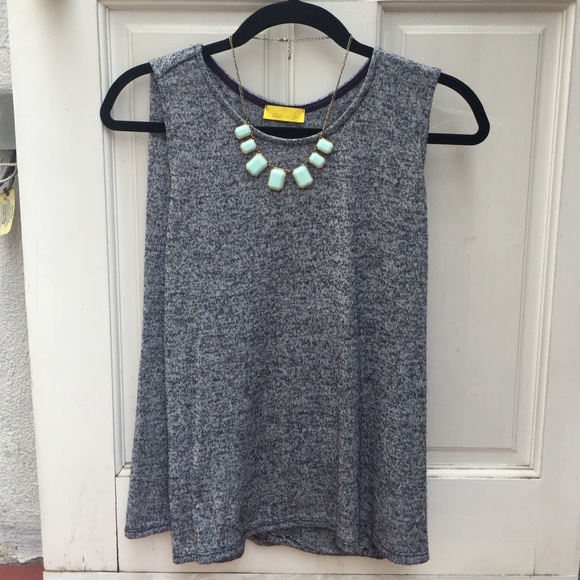 Lulus Tops - Lulu's Sleeveless Blue/Gray Top