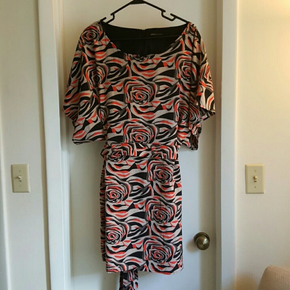Bcbg maxazria tie back dress