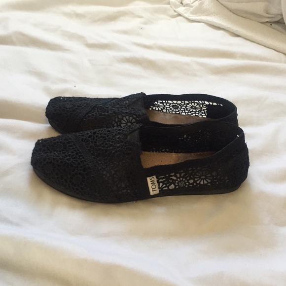 Black crochet Toms