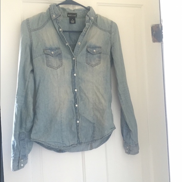 LOWEST PRICE Chambray denim shirt - Picture 3 of 3