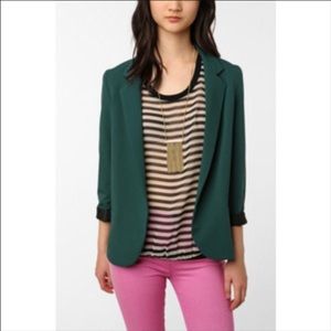 Forrest Green Blazer by Silence + Noise.