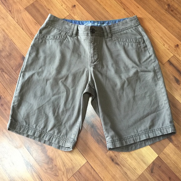 Eddie Bauer Bermuda shorts