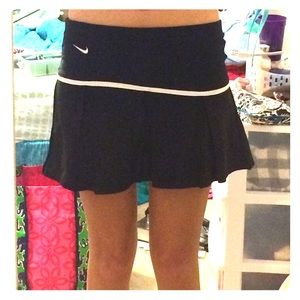 Nike Dri-fit tennis skort