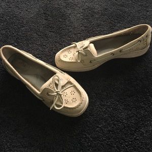 Sperry boat shoes