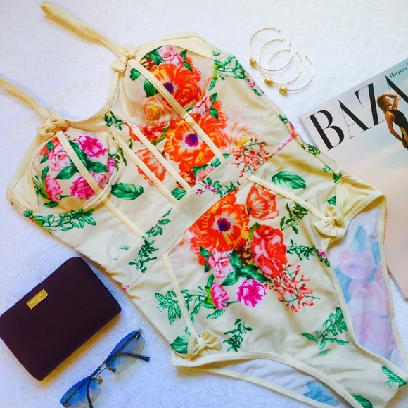 💝GWP💝 🎁gifted to Daisy🎁In a bundle purchase🎁 - Picture 3 of 3