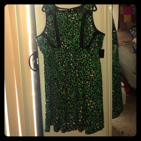 Size 24 Eloquii Green Leopard Dress