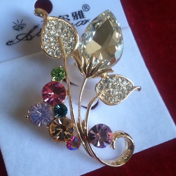 Multi-Colored Flower Pin/Brooch! STUNNER!!! - Picture 3 of 3