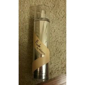 Nude by Rihanna purfum never used!