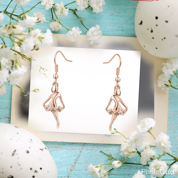 Jewelry - Luxury 18K rose gold plated girl pendant earrings