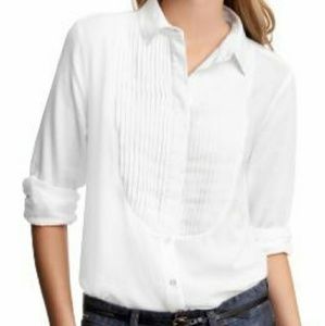 Woman's blouse worn only once black only