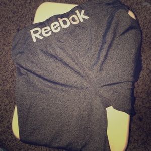 Reebok Yoga Loose Fit Crop Leggings ✨