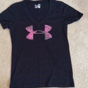 Women's/ juniors medium black v neck