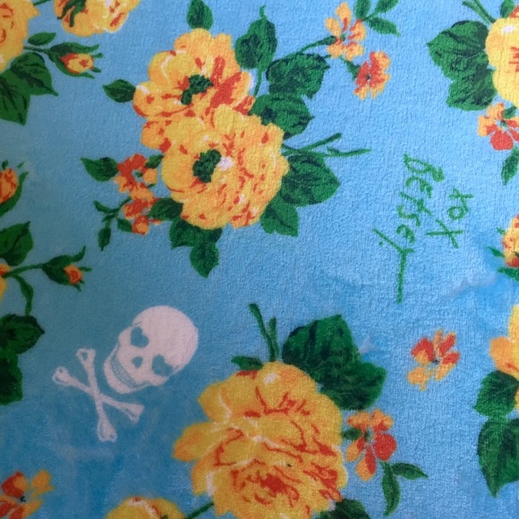 NWT Betsey Johnson Memory Foam Floral Bath Mat Set - Picture 3 of 4