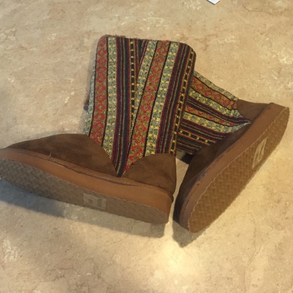Faux fur boots