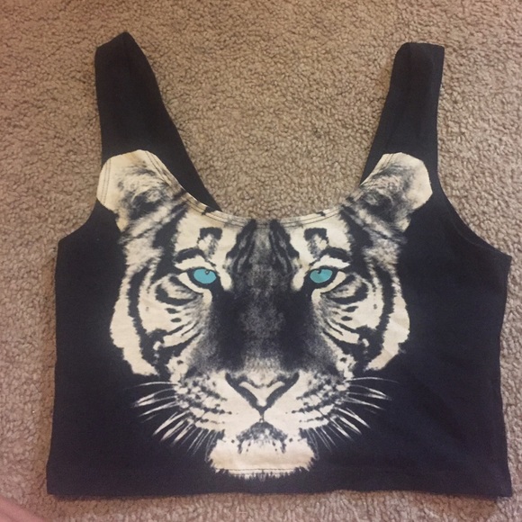 Black tiger tank top