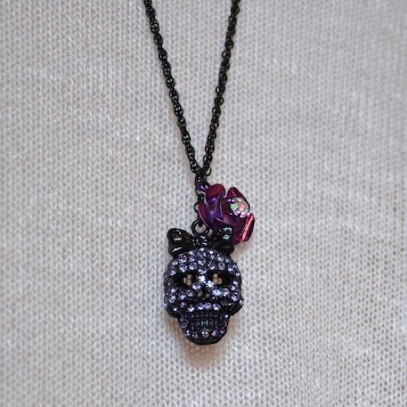 Betsey Johnson Floral Skull Necklace - Picture 3 of 3