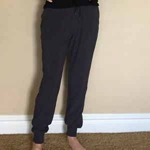 Athleta City Jogger Pant Size 4T