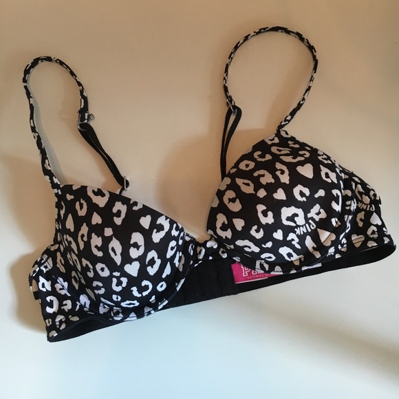 Victoria's Secret PINK 32 A t-shirt demi bra