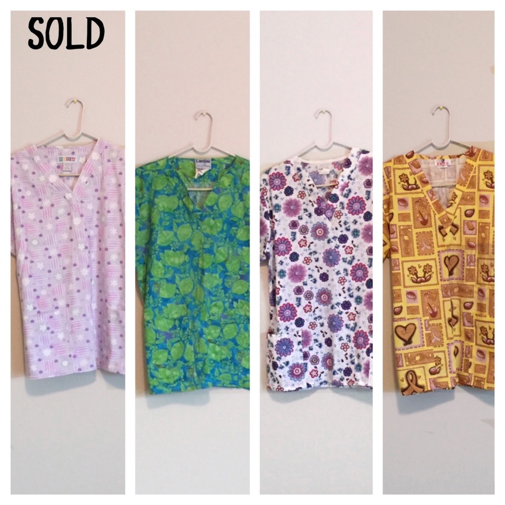 SCRUB TOPS