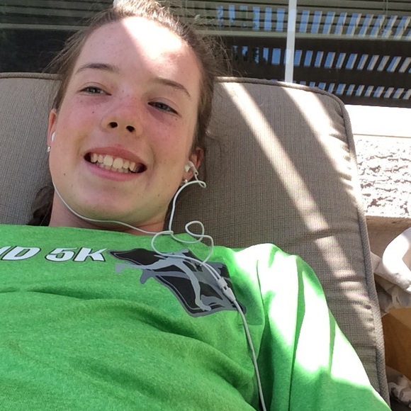 Meet your Posher, Ally