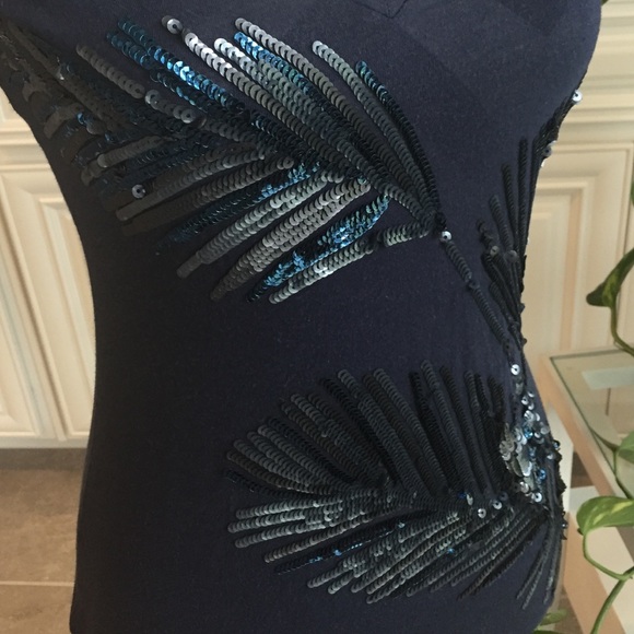 Express Sequined Tee - Picture 3 of 6