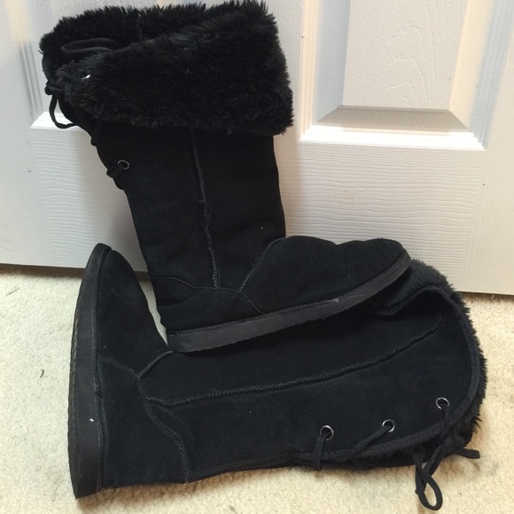 Suede boots