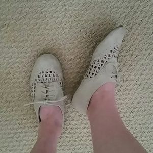 Tan Oxford Flats