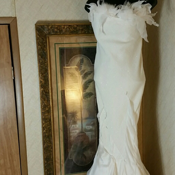 Kevin Chen Wedding Dress