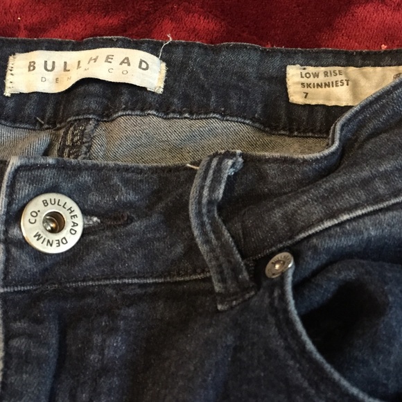 Bullhead low rise skinniest jeans - Picture 4 of 4