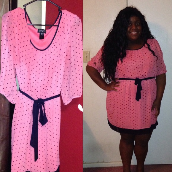 Polka dot dress, plus