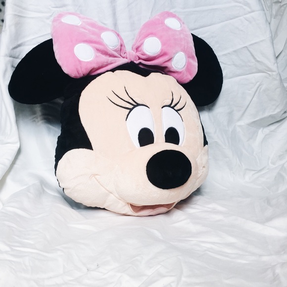 Minnie mouse pillow