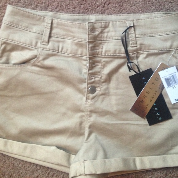 Tinseltown high waisted 5 button shorts NWT
