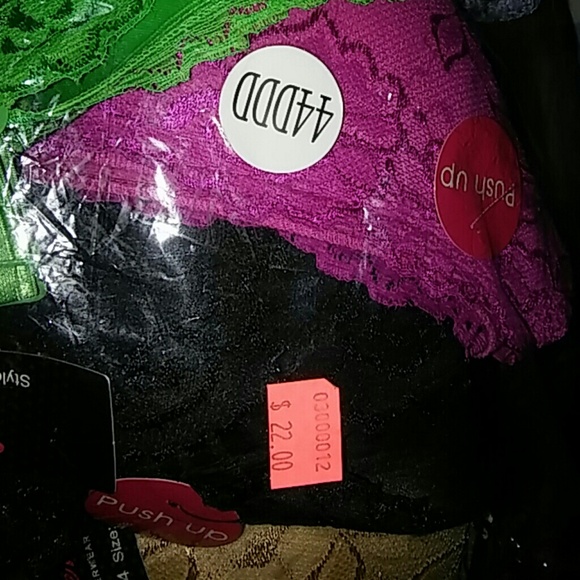 44DDD Bras i want 13.00 each - Picture 3 of 3