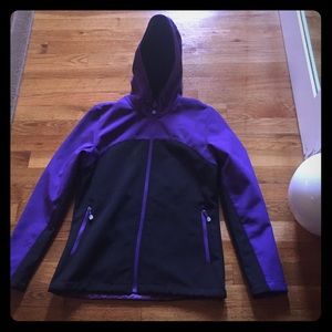 NEW Reebok hooded windbreaker