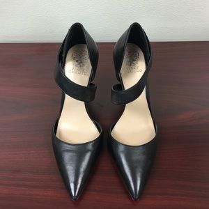 Women's Vince Camuto black leather pumps
