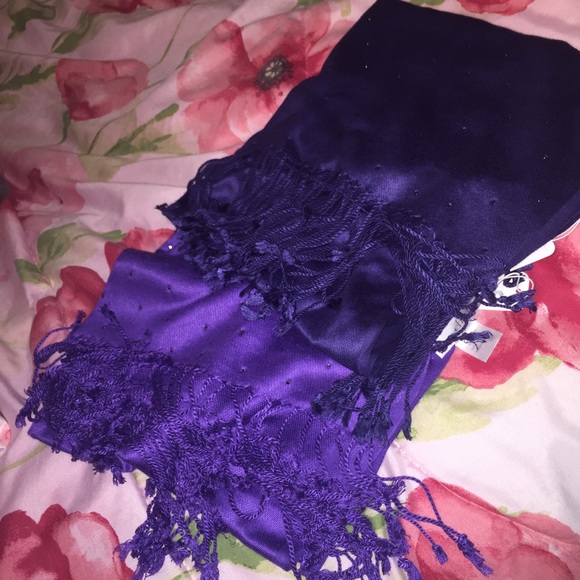 Charming Charlie scarves