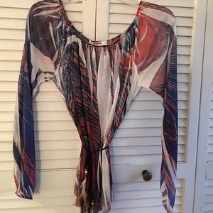 🎈SALE🎈Gorgeous sheer blouse
