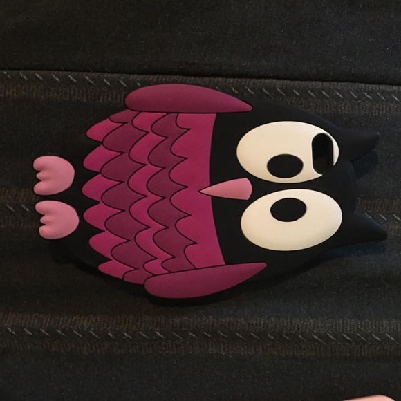 iPhone 5's owl case